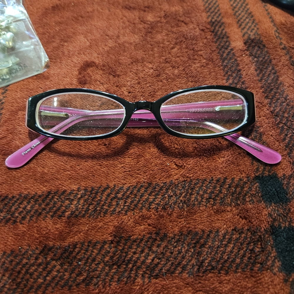 Glasses ( Vera Wang )